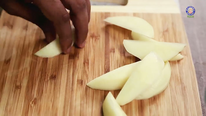 7 ways to beautifully cut potatoes for any dish