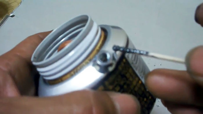 Alcohol jet burner made from aluminum cans