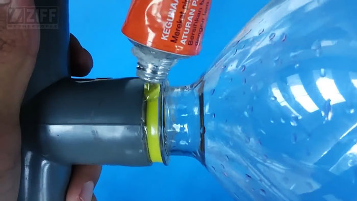 Mini-wash from leftover PVC pipes and bottles