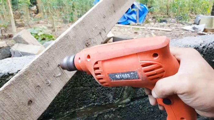 How to restore a burnt out drill by converting it from 220 V to 12 V