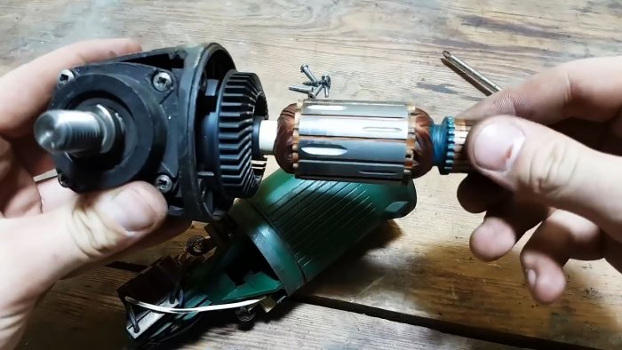 How to convert an angle grinder to 12 V