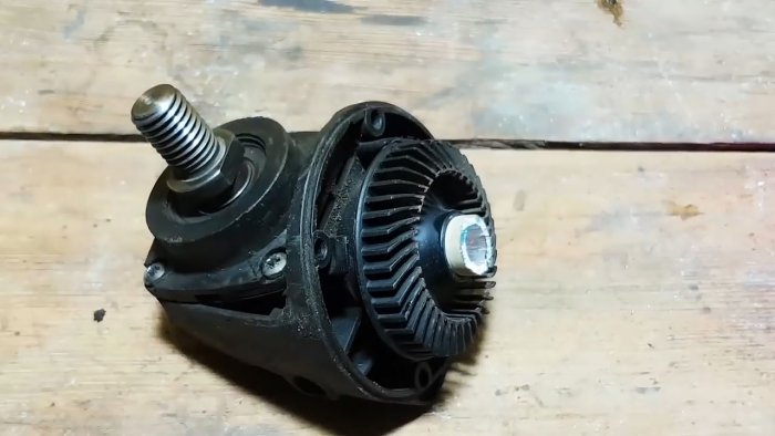 How to convert an angle grinder to 12 V