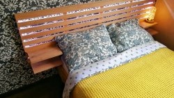 DIY bed headboard