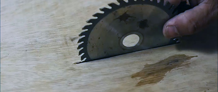 How to make a compact table saw from a grinder