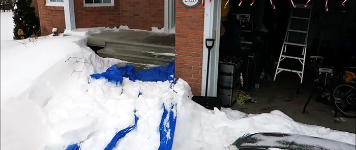 The laziest way to clear snow imaginable