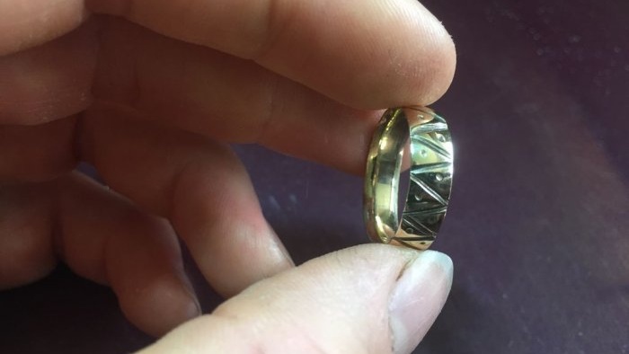 How to make a ring from an ordinary coin