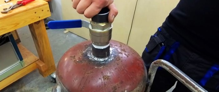 How to make a sandblaster from a gas cylinder