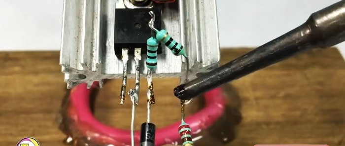 Homemade transformer from 6 V to 30,000 V