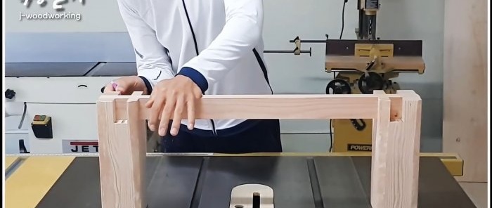 A reliable method for triple corner jointing of wooden parts