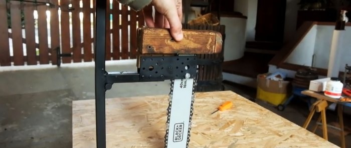 How to make a machine for sawing firewood from an electric chain saw