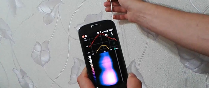 Detector of hidden wiring from a smartphone