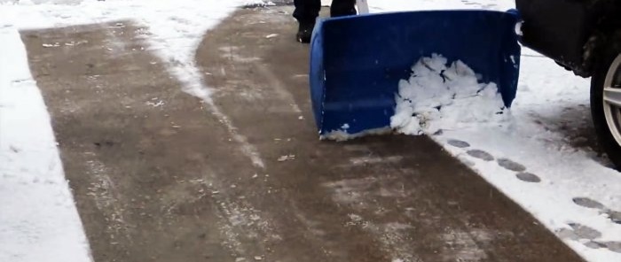 How to make a snow blower from a plastic barrel