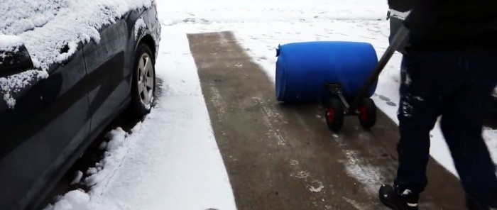 How to make a snow blower from a plastic barrel