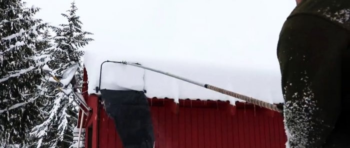 How to make a device for removing snow from a roof