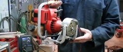 Homemade mini gasoline generator 12 V from a trimmer