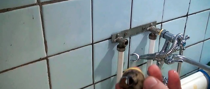 How to unscrew a broken eccentric on a faucet