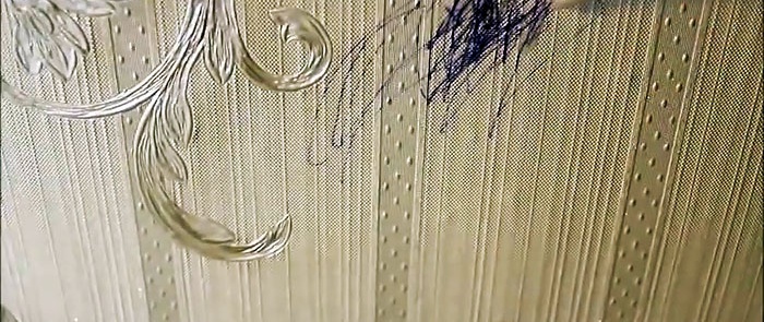 How to remove ballpoint pen marks from wallpaper