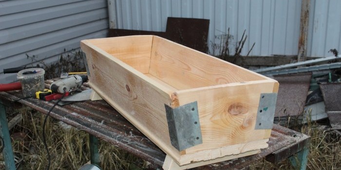 Making a trough for chopping cabbage with your own hands