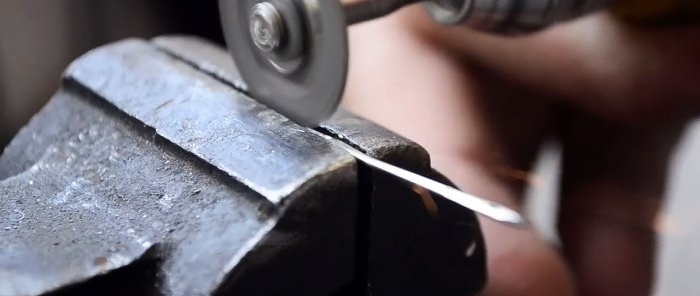 How to make a hand sewing machine for leather