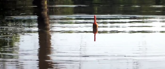 Come realizzare un galleggiante da pesca di qualità da un tappo di vino