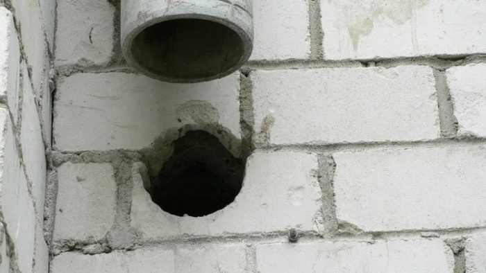 How to make a chimney for a bathhouse from sewer pipes