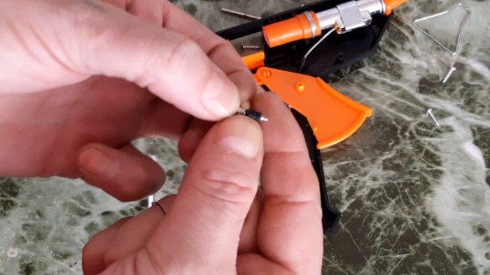 How to restore broken threads in a plastic case in 5 minutes