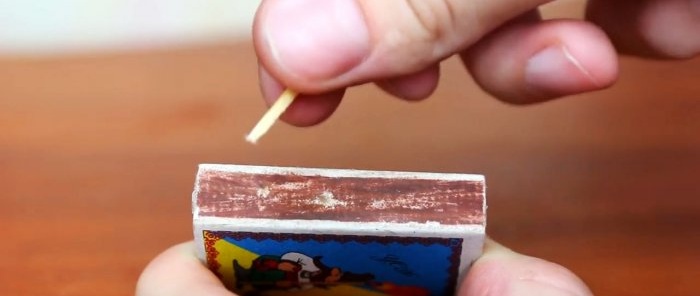 How to light a match if the Cherkash box has become unusable