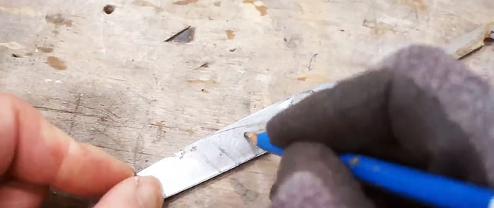 How to make a knife from broken scissors