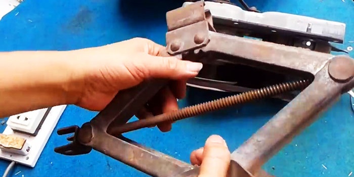 How to make a drilling machine from a jack and a washing machine motor