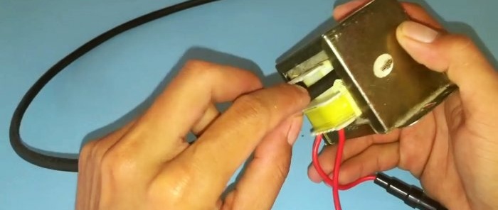 Ferro de solda DIY com aquecimento instantâneo de um transformador