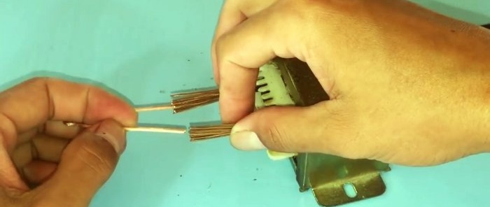 Ferro de solda DIY com aquecimento instantâneo de um transformador