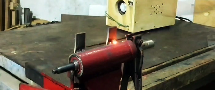 How to make a shaft for a circular saw from scrap materials