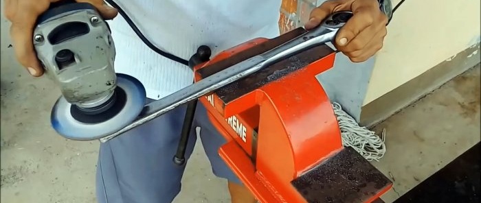 How to make a disc leaf cutter