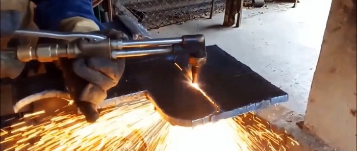 How to make a disc leaf cutter