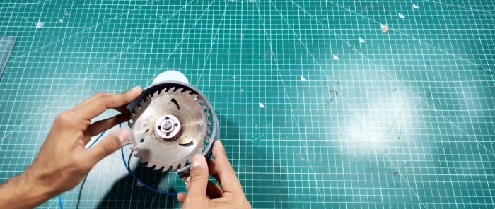 How to make a 12V mini circular saw