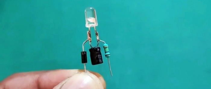 2 simple flashers for 220 V