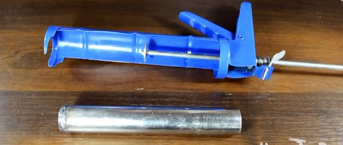 How to make an extruder for melting plastic from a sealant gun