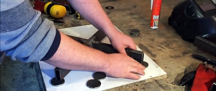 How to make a stool from an old shock absorber