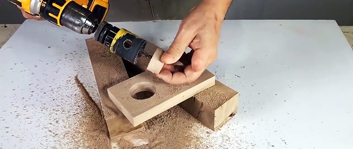 How to make a machine for sharpening circular saws and more from a drill