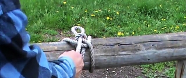 How to tie a rope to a pole so you can easily untie it later