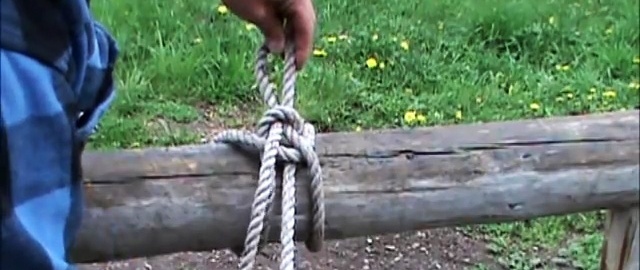 How to tie a rope to a pole so you can easily untie it later