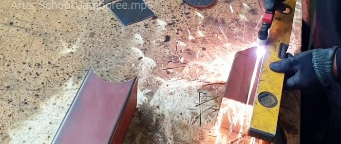 How to Make a Simple and Multifunctional Rocket Stove