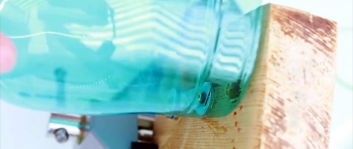 Come realizzare la catena più resistente con bottiglie di plastica