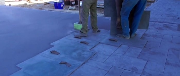 How to lay stamped concrete