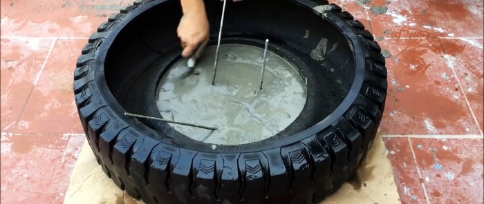 How to make a three-tier garden fountain from old tires