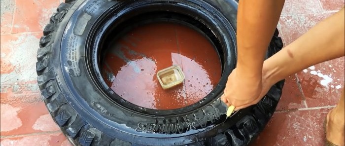 How to make a three-tier garden fountain from old tires