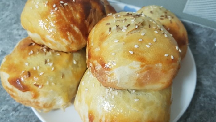 Using an oven instead of a tandoor to prepare delicious samsa