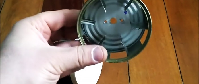 How to make a powerful siren from a tin can