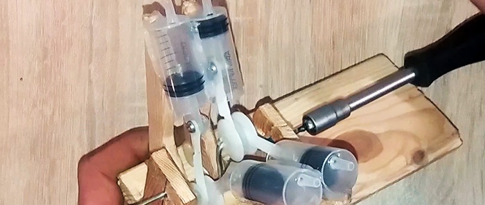 How to make a powerful 4-piston mini compressor from disposable syringes