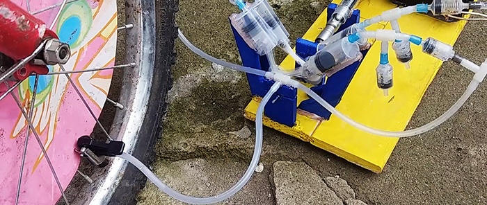 How to make a powerful 4-piston mini compressor from disposable syringes